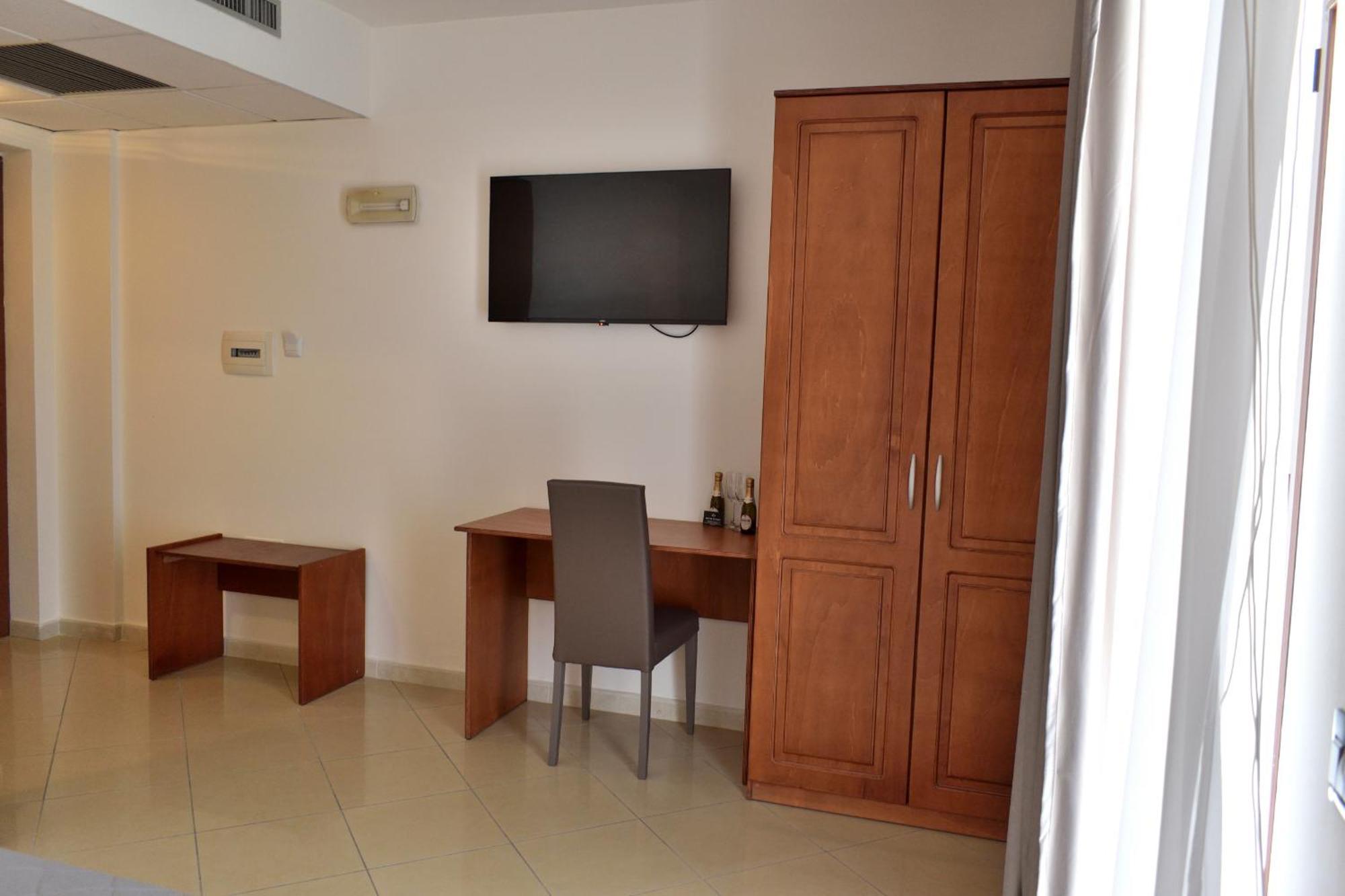 Hotel Futuro Aversa Exterior photo